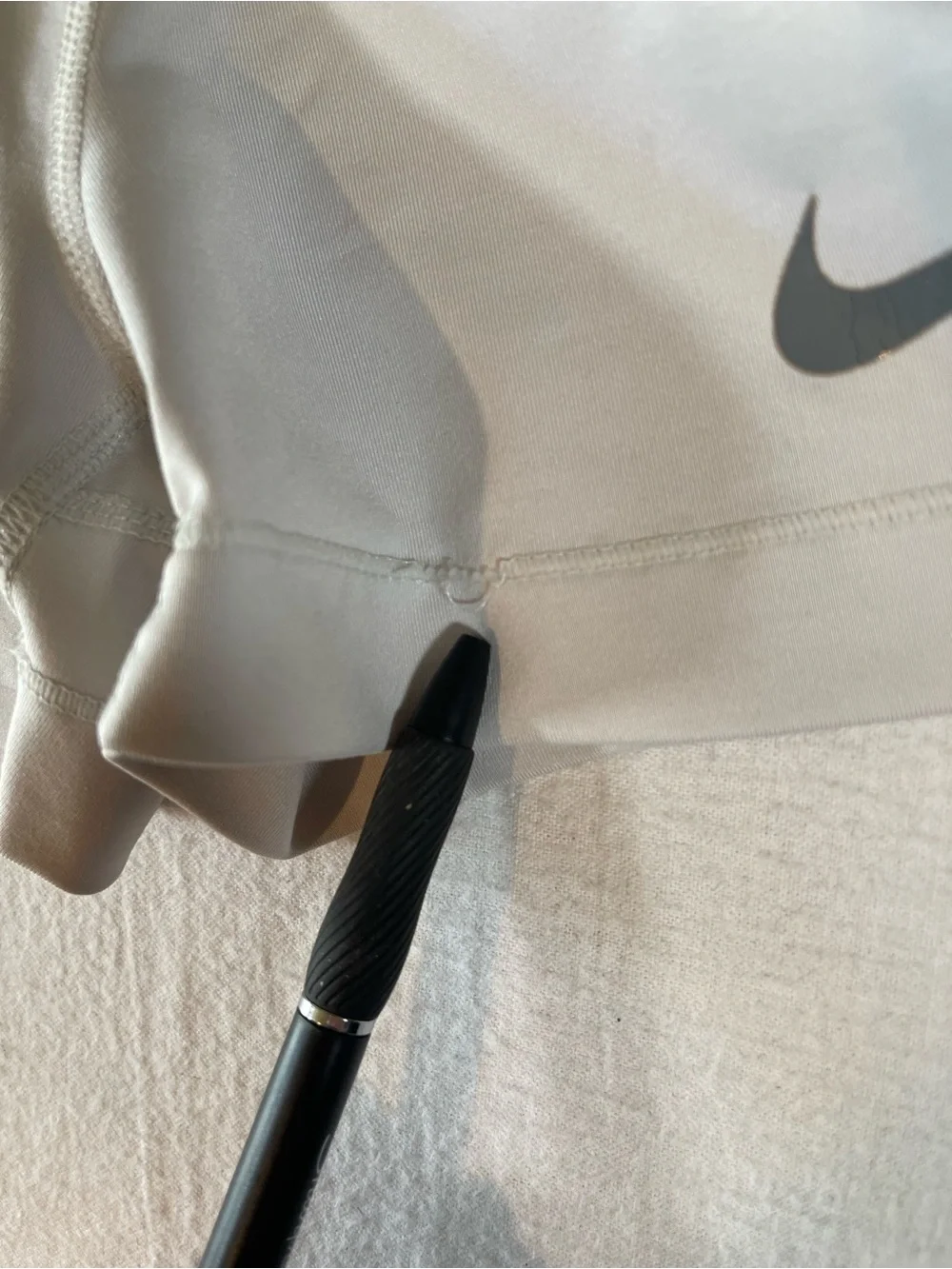 Nike Pro Dri-Fit Women’s Compression Light Gray Athletic Shorts Size Small